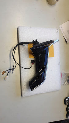 Lusterko prawe kamera AUDI E-TRON 4KE857410