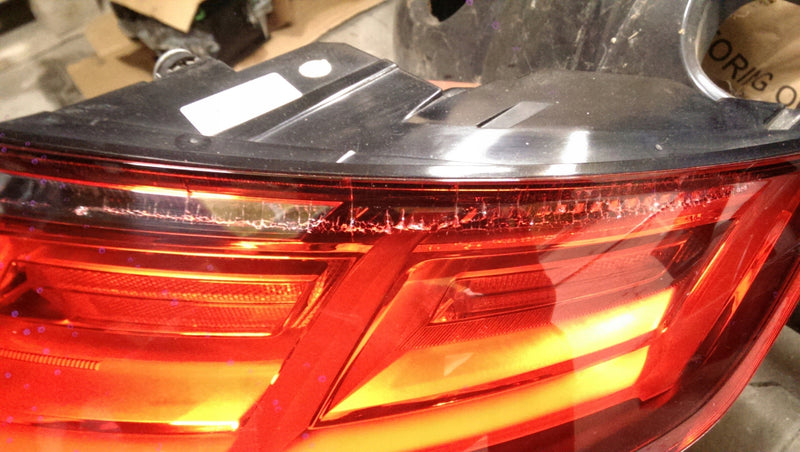 Tylna prawa lampa LED Audi TT 8S0945096 ORYGINAŁ