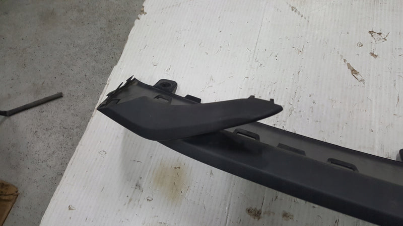 Dokładka spoiler zderzaka przedniego AUDI Q5 SQ5 S-LINE 80A807531B demontaż