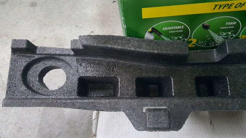 Absorber zderzaka przedniego VW CADDY 2K5807248B demontaż oryginał