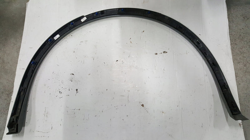 Listwa błotnika PR tył AUDI Q5 80A853818A demontaż