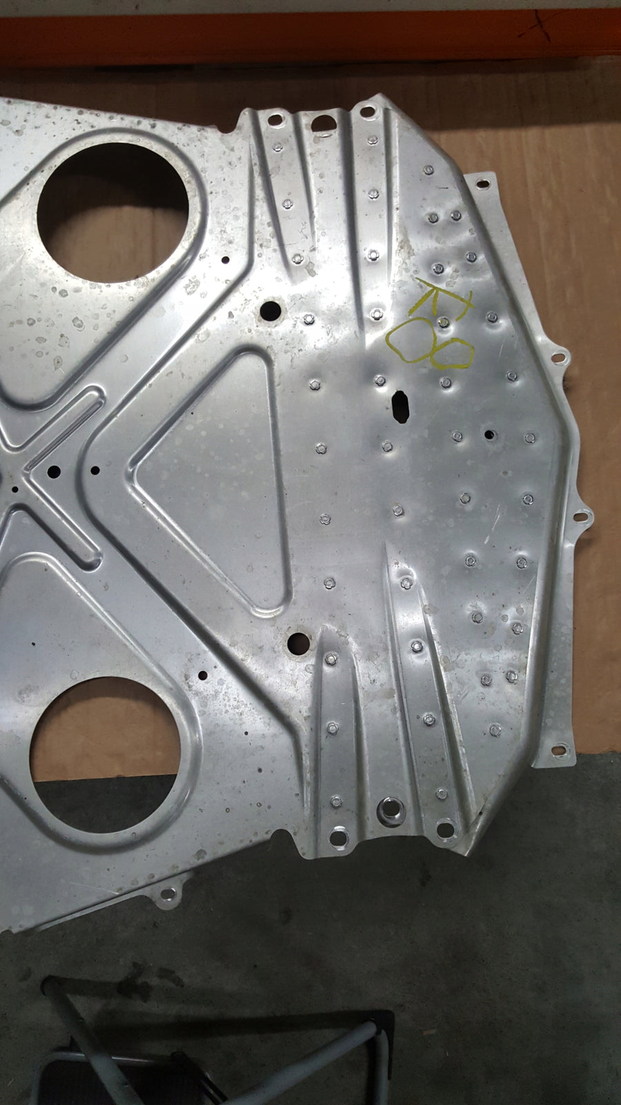 OSŁONA PODŁOGI SILNIKA AUDI R8 4S0825203D