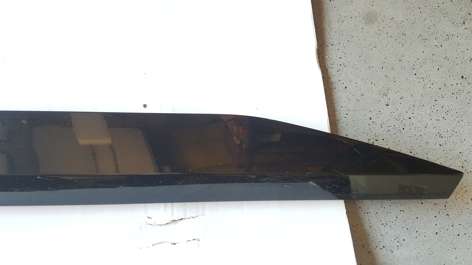 Listwa drzwi prawy przód SKODA SUPERB 3 3V0854940