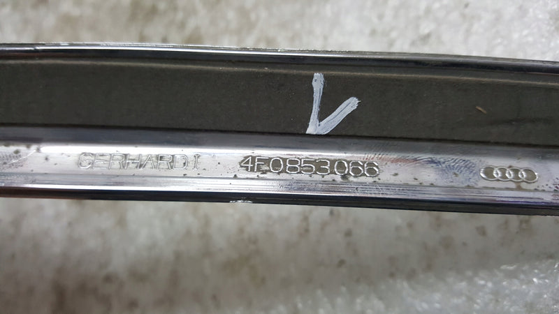 AUDI A6 C6 - LISTWA ZDERZAKA PRAWY PRZÓD 4F0853066