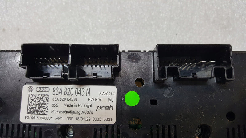 Panel klimatyzacji AUDI Q3 RSQ3 83A820043N demontaż