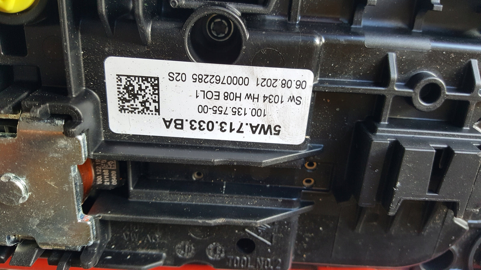 Mechanizm wybierak biegów VW AUDI 5WA713033BA demontaż
