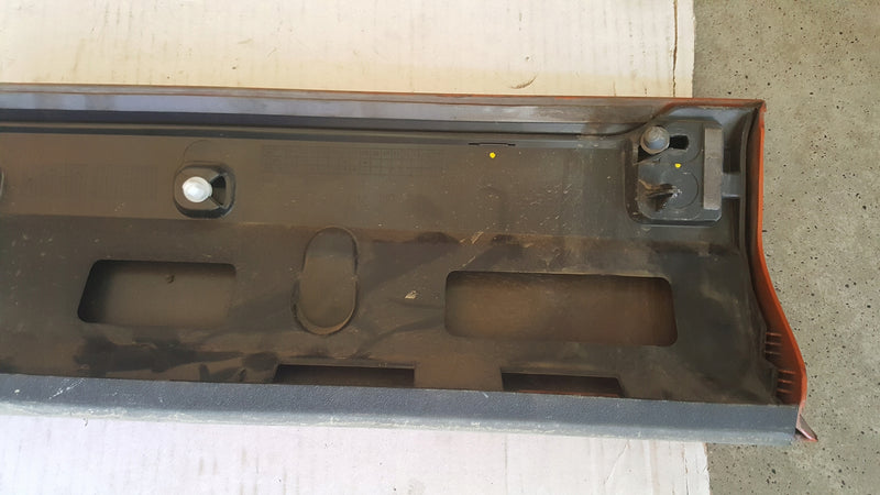 Listwa drzwi prawy przód AUDI Q3 II 83A853960A/B