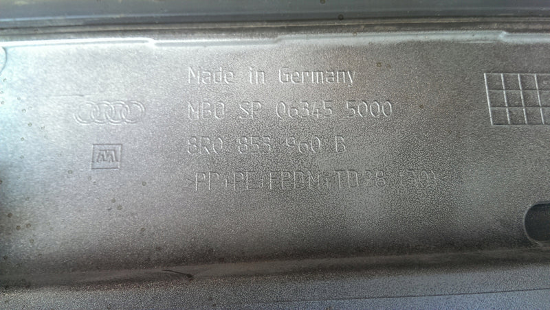 Listwa drzwi prawy przód AUDI Q5 8R0853960B