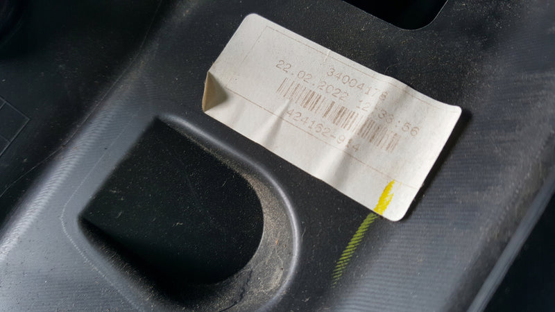 Listwa drzwi lewy tył AUDI Q3 II 83A853969A/B