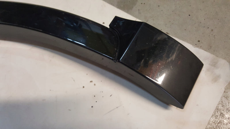 Listwa błotnika lewy przód AUDI Q3 8U0853717A demontaż