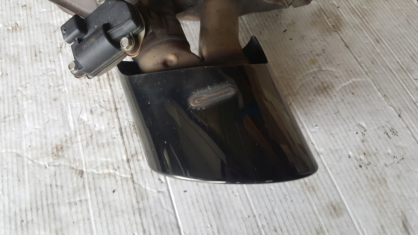 TŁUMIK KOŃCOWY ACTIVE AUDI RS4 RS5 8W0253611Q
