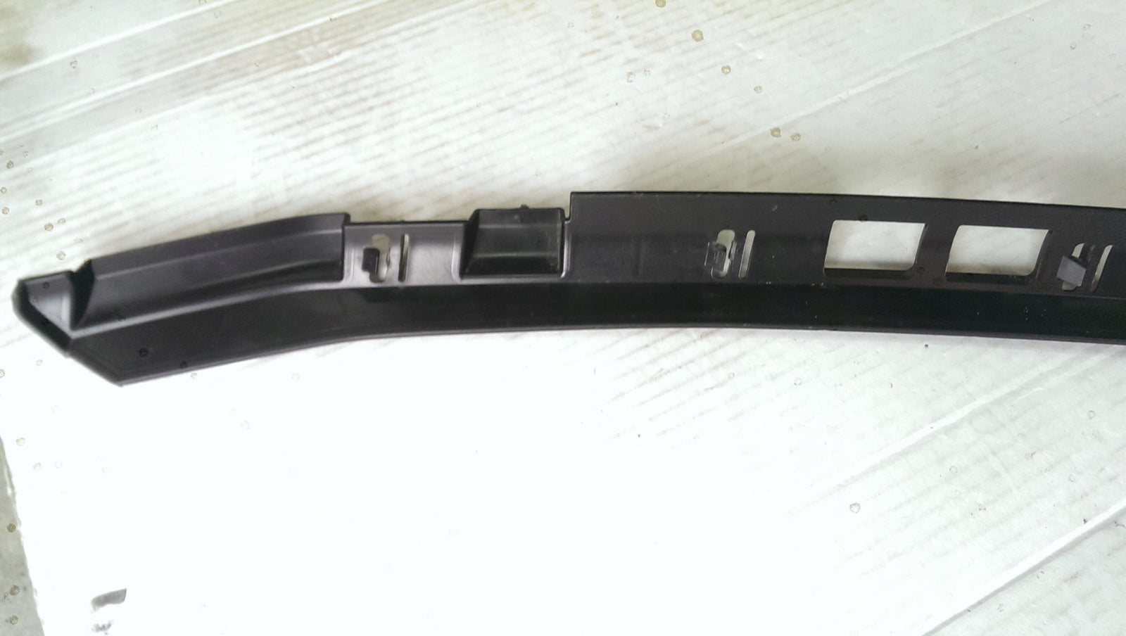 Mocowanie grilla ślizg zderzaka AUDI TT 8S0807217