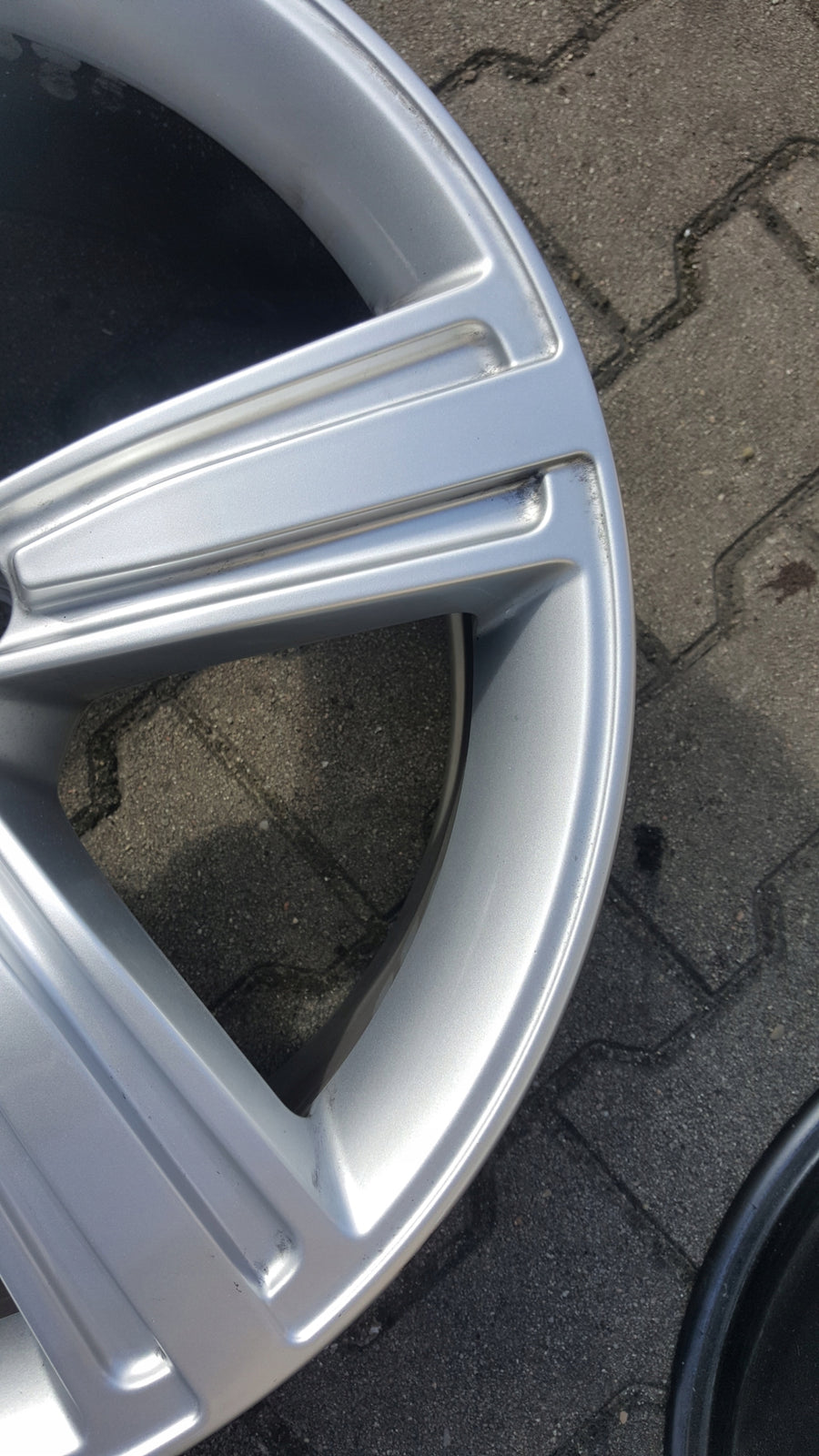 FELGA AUDI A8 4N 19 CALI 8J ET32 4N0601025J