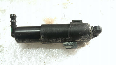 Prawy spryskiwacz reflektora AUDI A5 8T0955102A