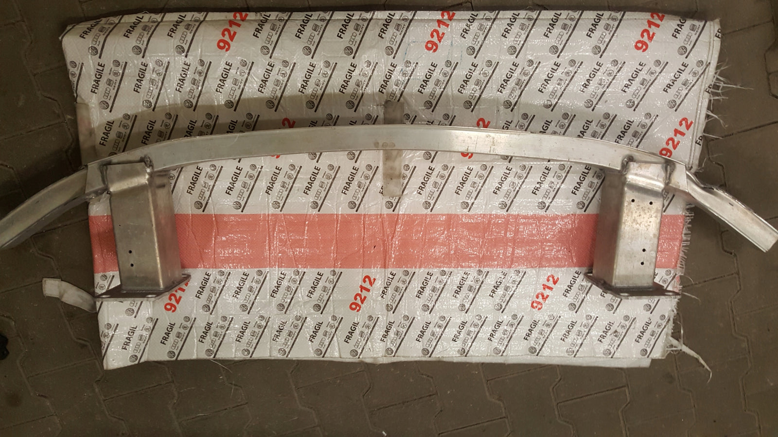 AUDI A6 C8 4K BELKA ZDERZAKA PRZÓD 4K0807109 ORYGINAŁ