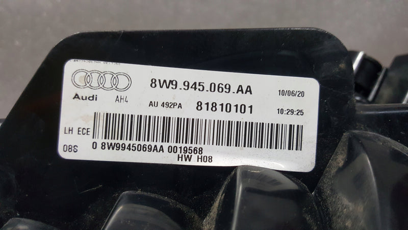 Lampa LED lewy tył AUDI A4 (B9) LIFT kombi 8W9945069AA demontaż