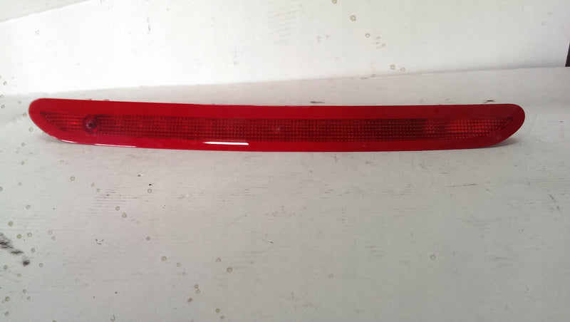 trzecie światło stop VW GOLF VII TOURAN 1T0945087B