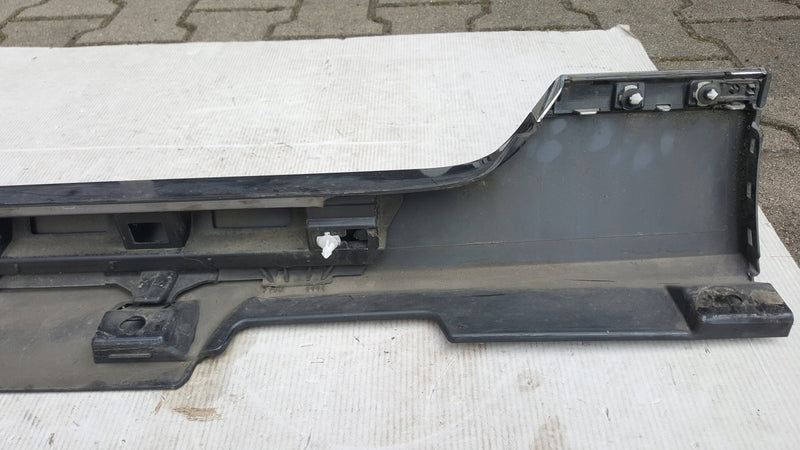 Listwa progowa prawa strona VW PASSAT B8 3G0853858F demontaż