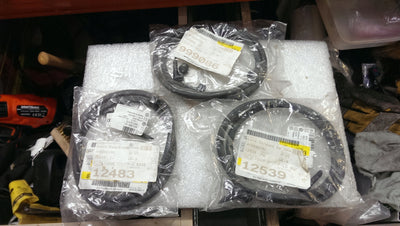 NOWA uszczelka lamp przednich AUDI 4F0998191