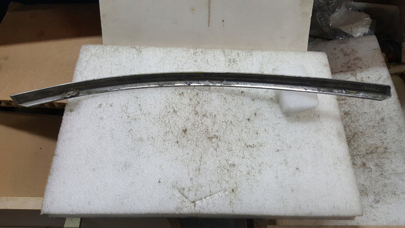 AUDI A6 C6 LIFT 08- OZDOBNA LISTWA CHROM ZDERZAKA PRZÓD LEWA 4F0853065