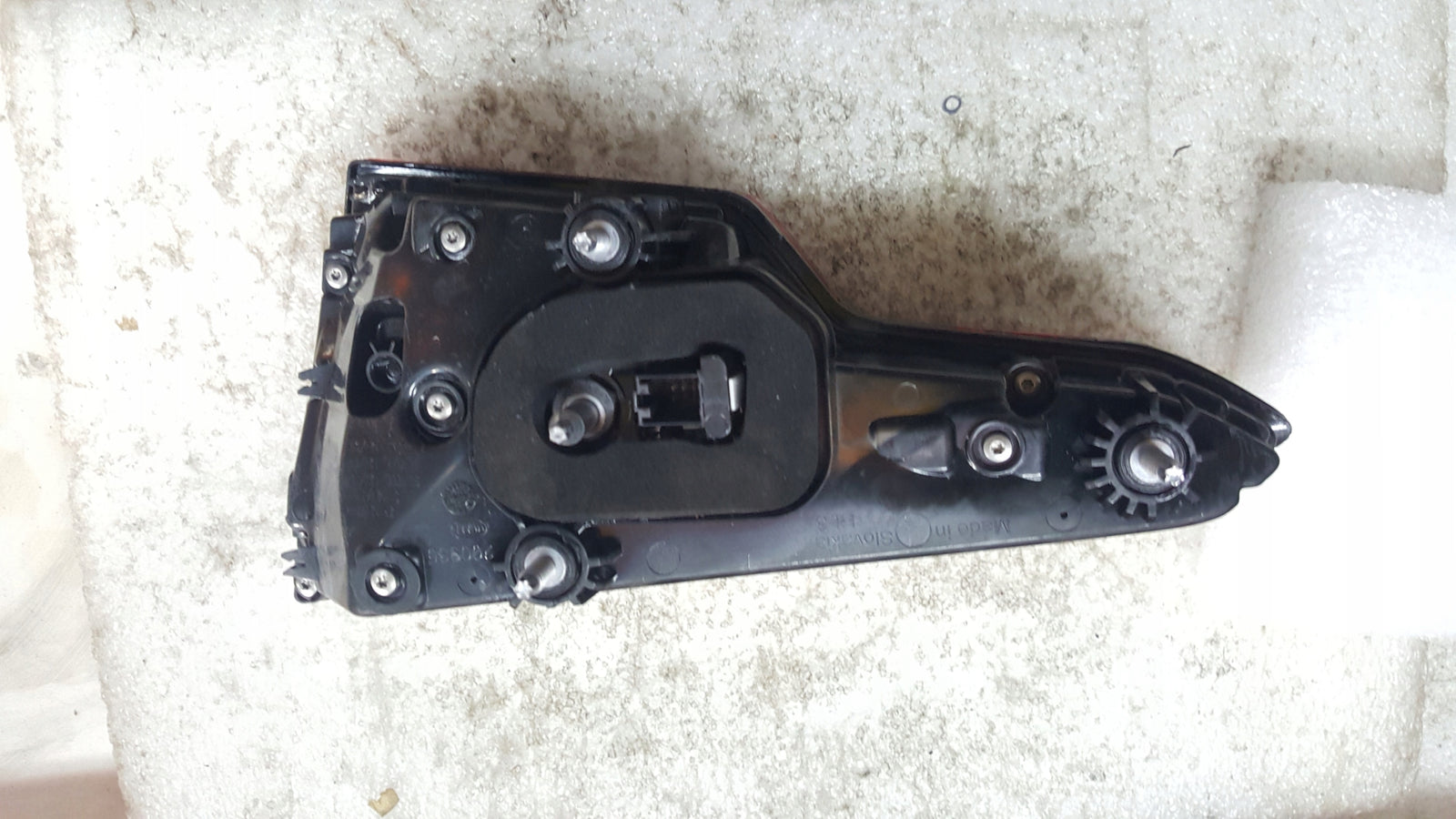 LAMPA TYŁ TYLNA LEWA AUDI A4 B9 15- SEDAN LED 8W5945093G