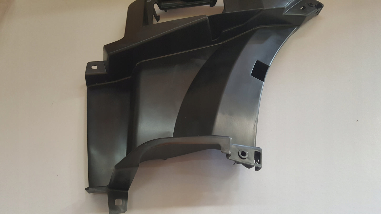 Mocowanie ślizg zderzaka lewy przód VW TOUAREG 760807883 NOWY ORYGINAŁ