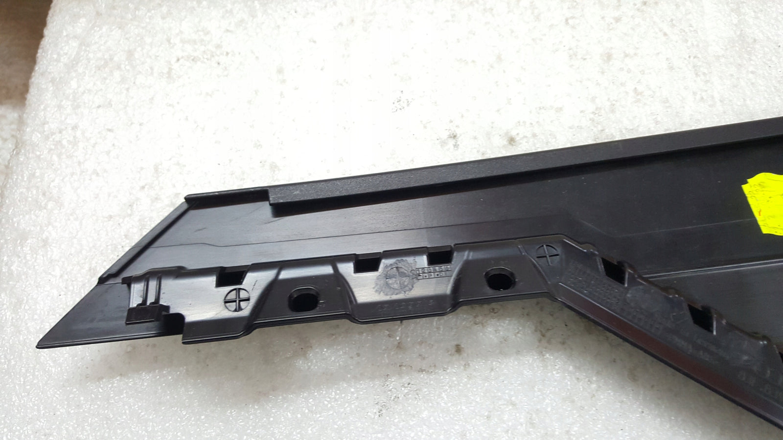 Listwa nakładka drzwi prawy tył AUDI Q3 SPORTBACK 83F839904 demontaż