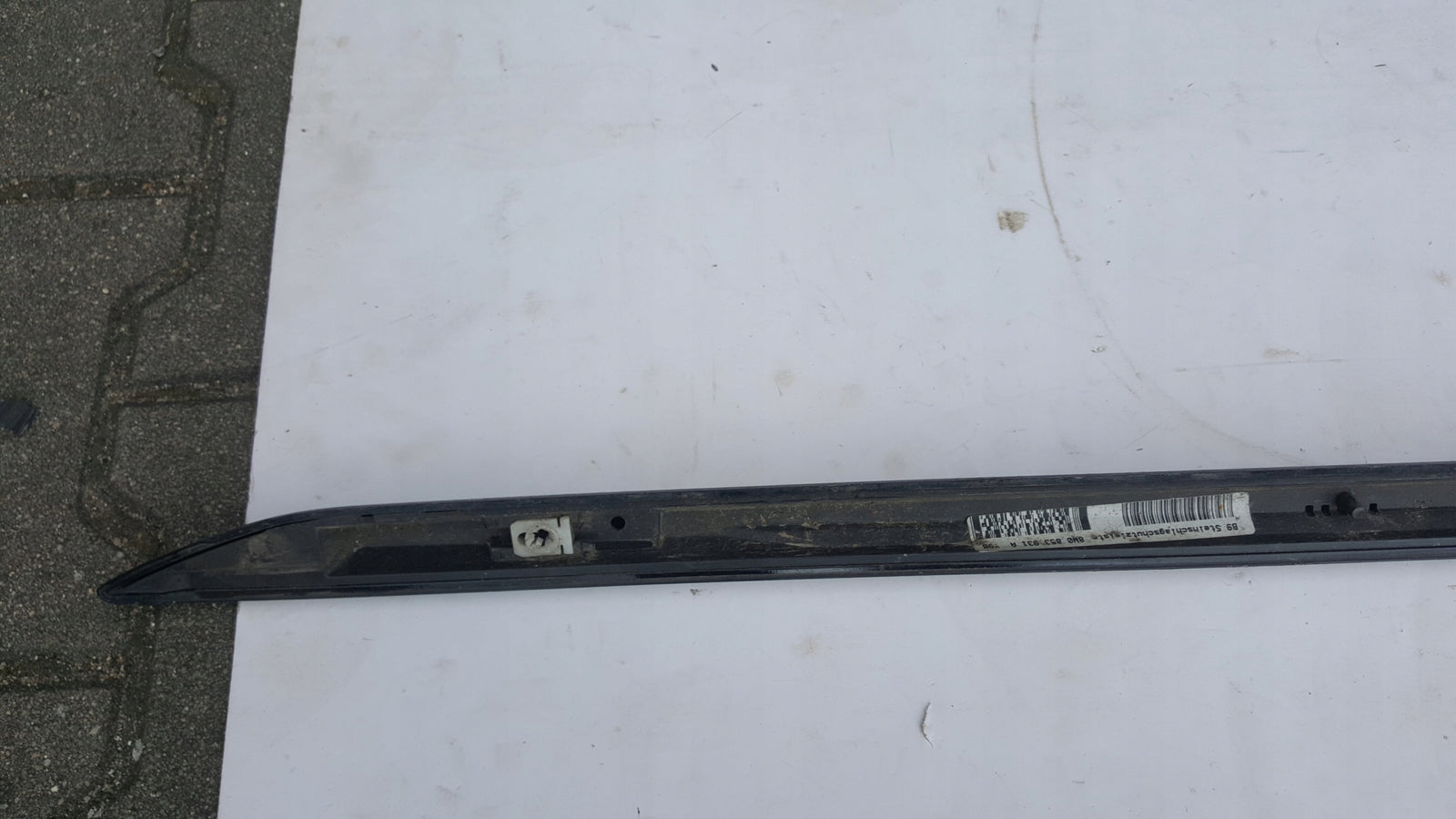 Listwa progowa prawa AUDI A4 B9 S-LINE 8W0853931A