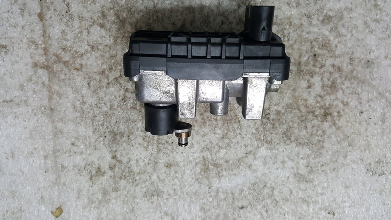 AUDI NASTAWNIK TURBINY TURBOSPRĘŻARKI TURBO 6NW009550