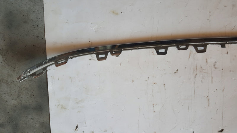 Środkowa listwa zderzaka przedniego VW PASSAT B8 3G0853245 DEMONTAŻ