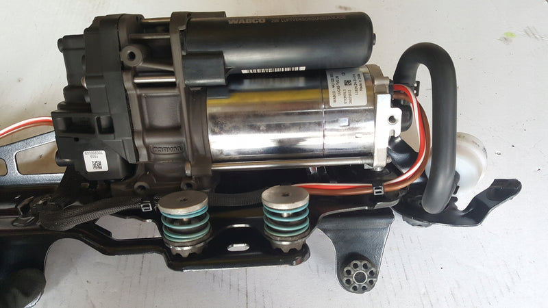 Kompresor zawieszenia AUDI E-TRON 4KE616005E