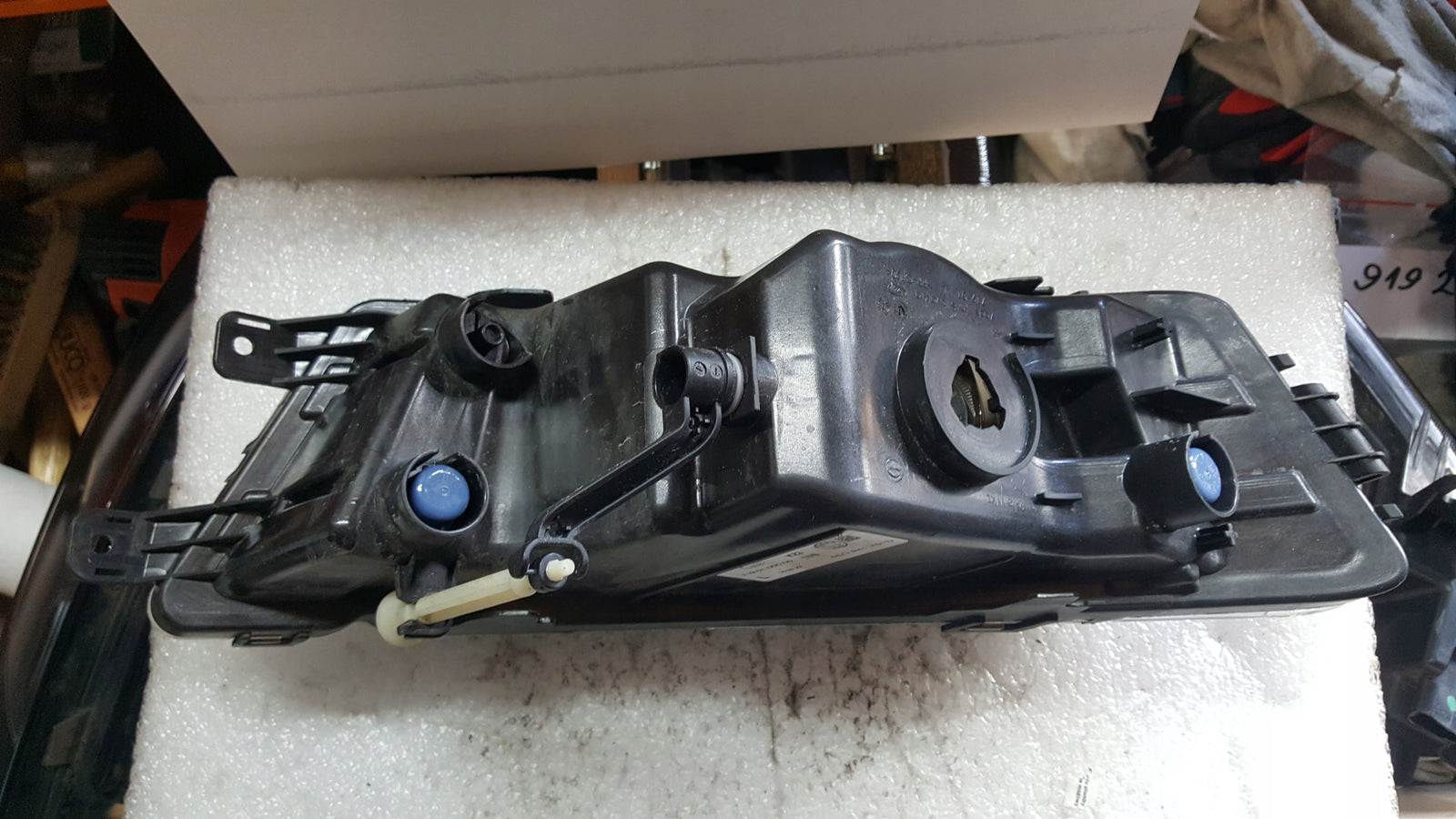 Lewy halogen SKODA OCTAVIA 5E0941701D demontaż