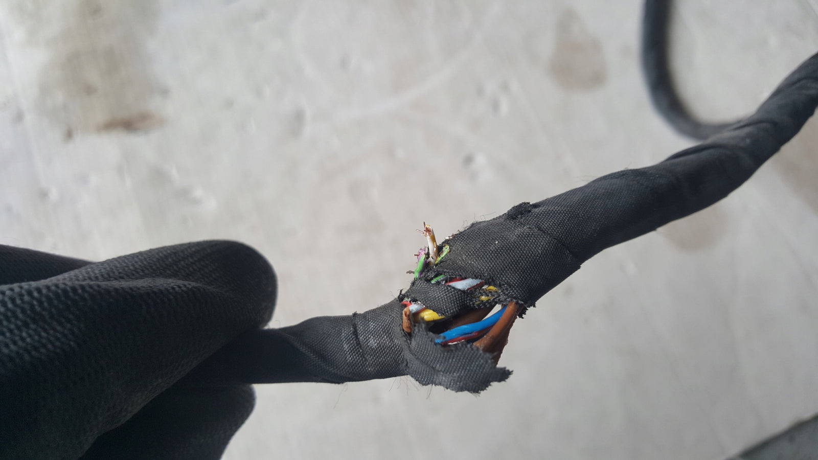 Wiązka czujników PDC zderzaka tylnego VW T5 T6 7E0971114CR demontaż