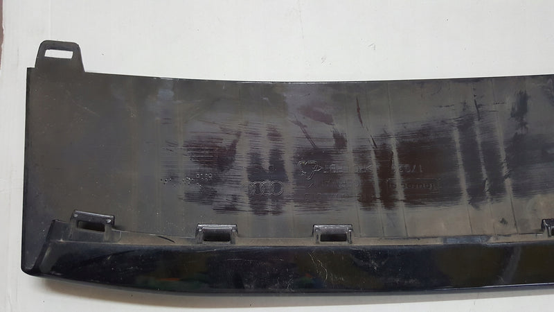 Dokładka spoiler zderzaka przedniego AUDI A5 RS5 8T0807513B demontaż