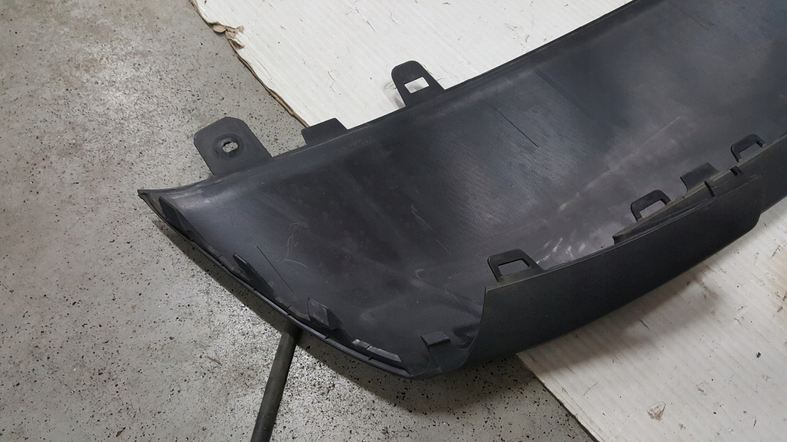 Dokładka spoiler zderzaka przedniego AUDI Q5 SQ5 S-LINE 80A807531B demontaż