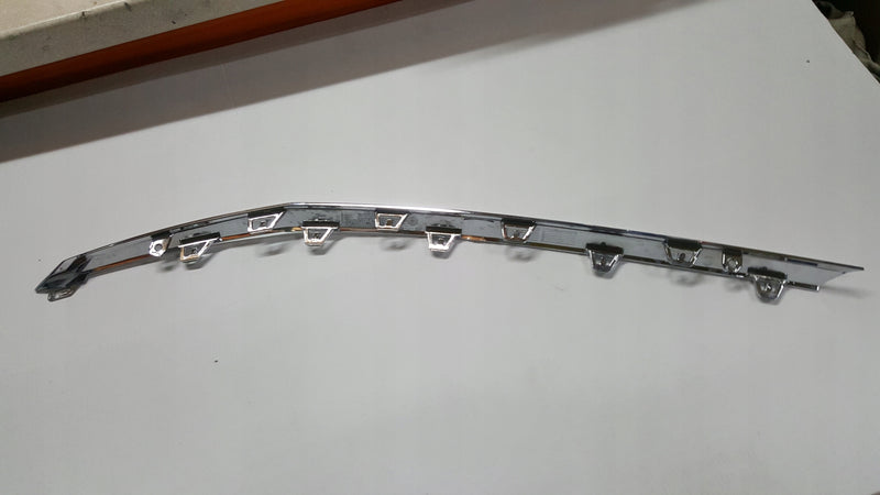 NOWA ORYGINALNA listwa chrom grilla przód prawa strona VW T6 7LA853764