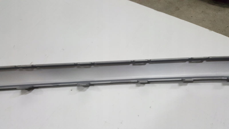 Listwa zderzaka tylnego VW T-CROSS 2GM807425 NOWA ORYGINAŁ