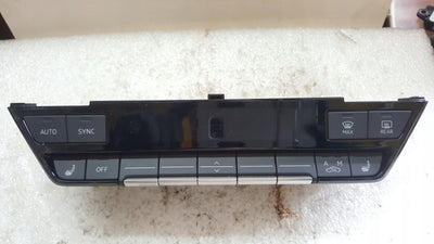 Panel klimatyzacji AUDI A3 8Y0820043A demontaż