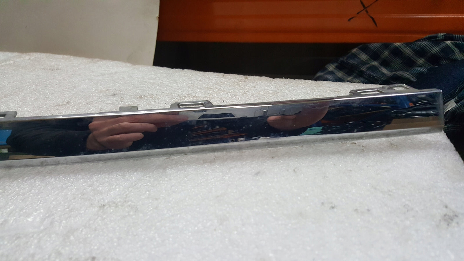 Listwa chrom zderzaka lewy tył VW PASSAT (B8) 3G0853841 demontaż