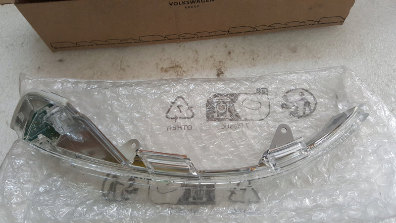 NOWY ORYGINALNY lewy kierunek lusterka zewnętrznego VW PASSAT B8 3G0949101A