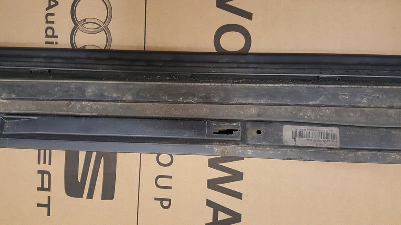 Listwa progowa lewa AUDI A6 C8 ALLROAD 4K9853855