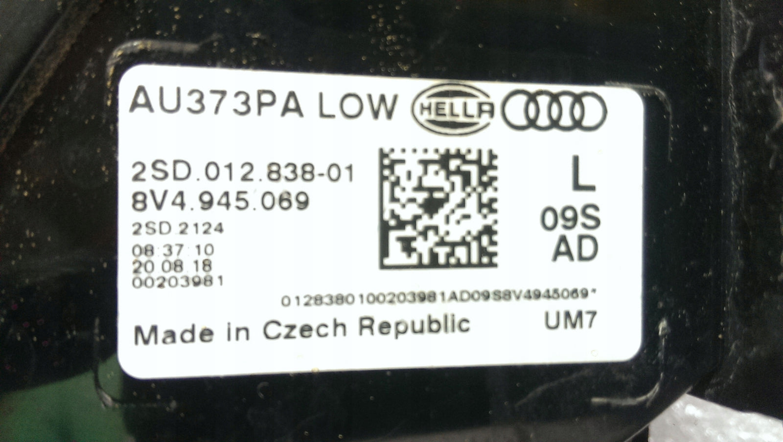 Lewa tylna lampa AUDI A3 SPORTBACK LIFT 8V4945069 demontaż
