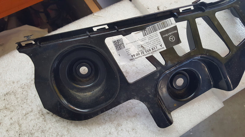 NOWY ORYGINALNY ślizg zderzaka lewy tył MERCEDES W118 CLA A1188853700
