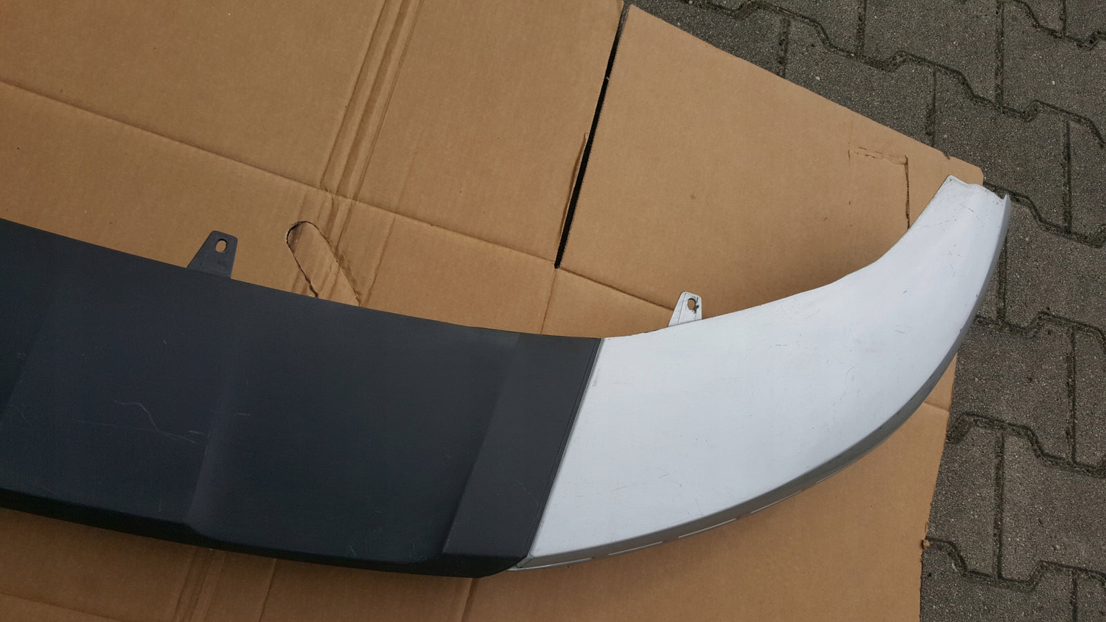 AUDI Q3 SPOILER ZDERZAKA PRZÓD 8U0807061A 8U0807061B