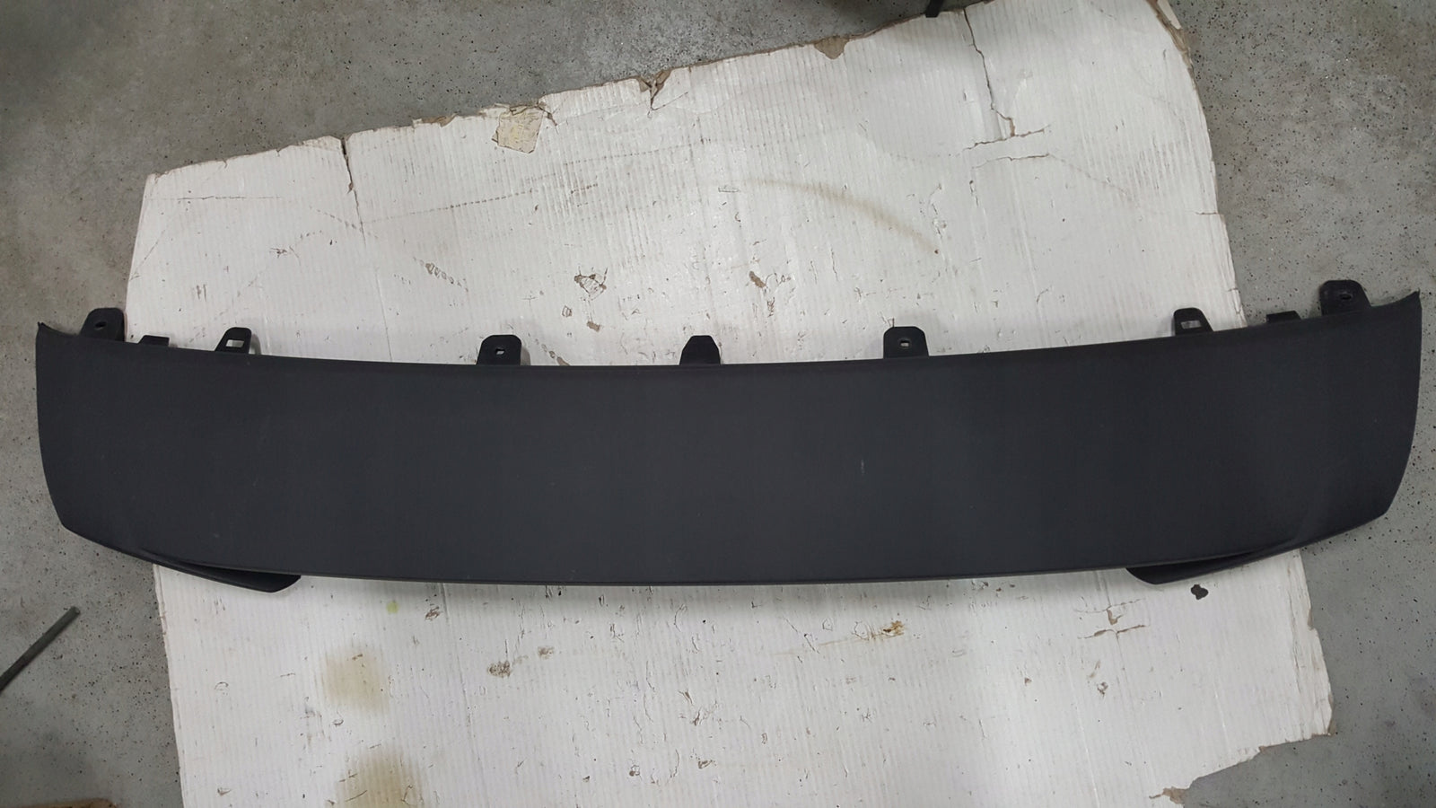 Dokładka spoiler zderzaka przedniego AUDI Q5 SQ5 S-LINE 80A807531B demontaż