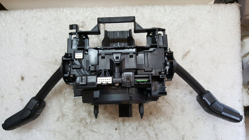 Przełącznik zespolony VW SEAT SKODA 5Q1953521L