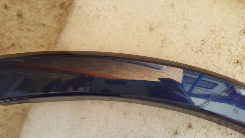 LISTWA BŁOTNIKA PRAWY PRZÓD AUDI Q7 RL967232