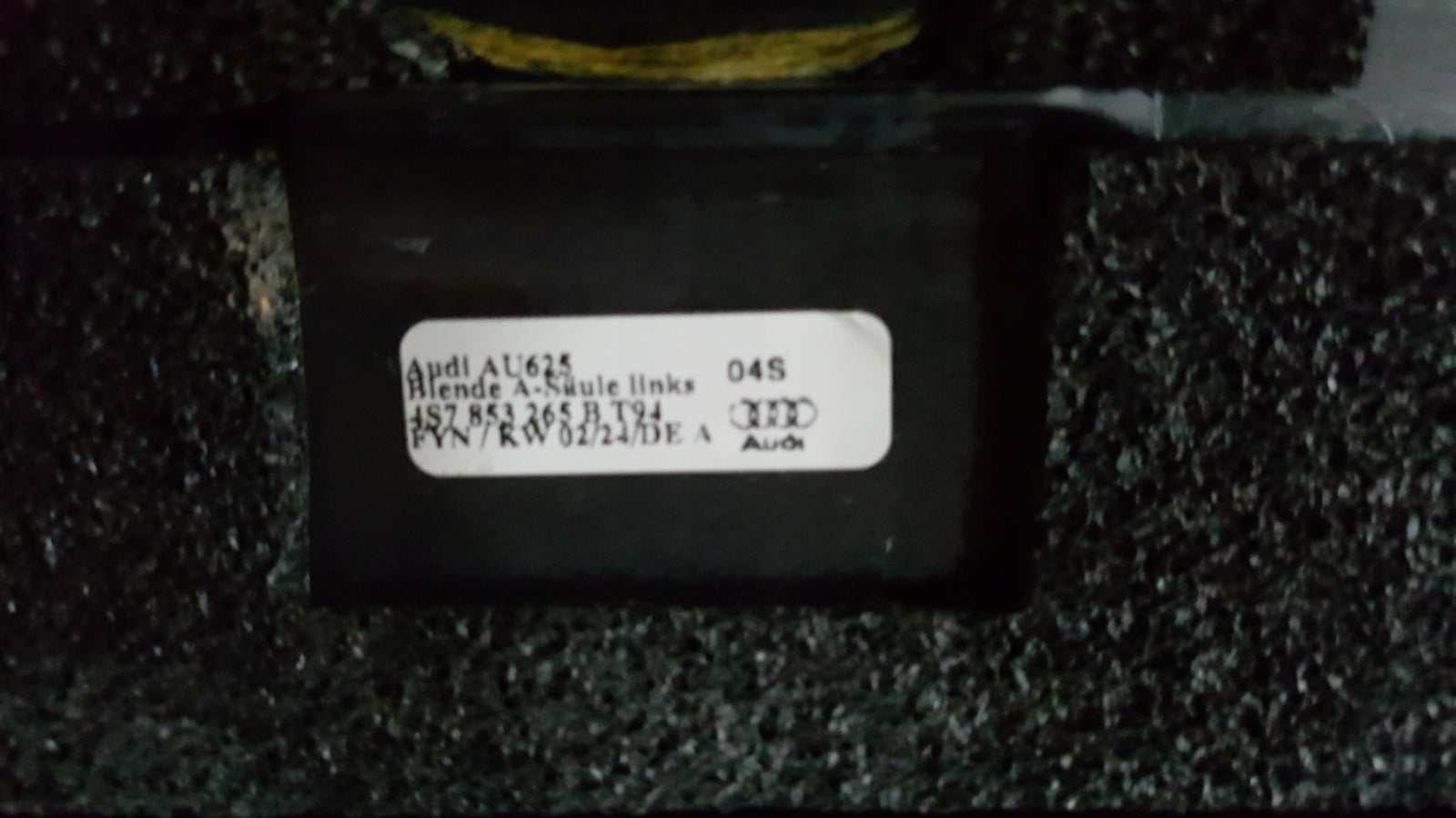 AUDI R8 SPYDER LISTWA LEWA OSŁONA SŁUPKA 4S7853265