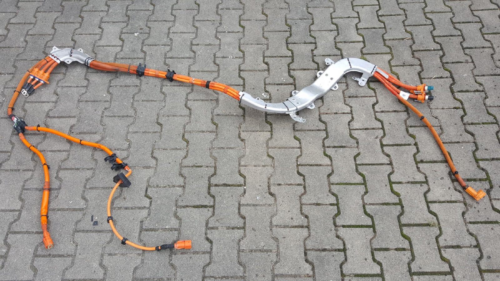 a16ea35465bc54a9ecbb153655372614