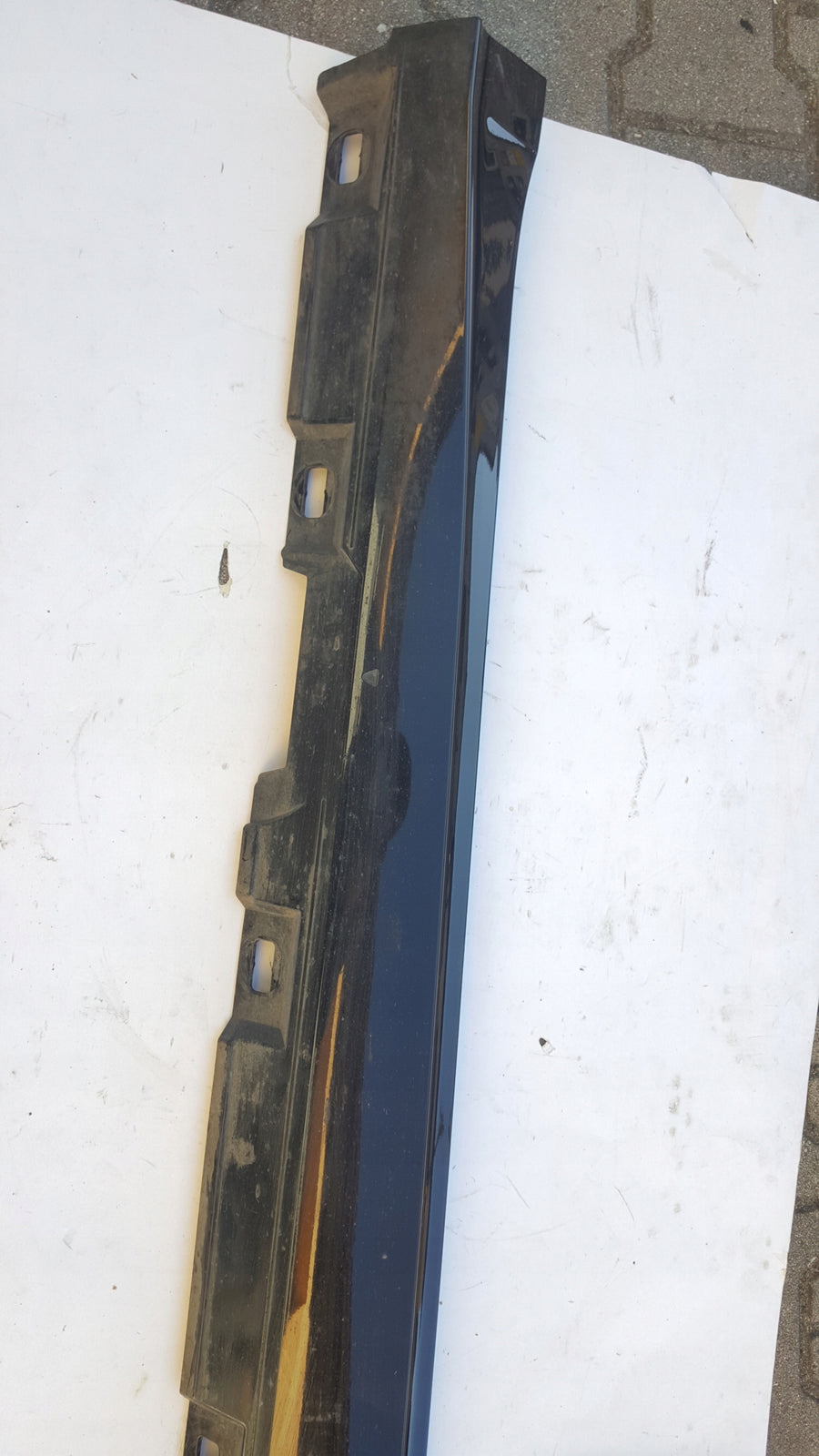 Listwa progowa lewa AUDI A5 8W6853859E demontaż